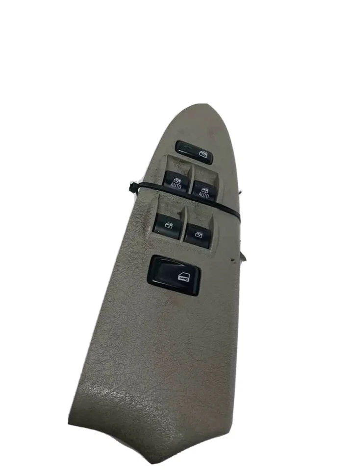 05 TRAILBLAZER EXT Front Door Master Switch 28567005 - Image 1 of 4