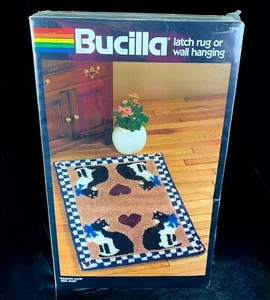 Sealed New Bucilla Latch Hook Rug Wall Hanging Country Cats 13255 Kit 24 X 36 in - Picture 1 of 12