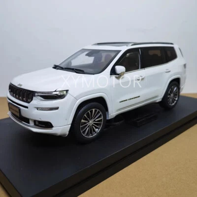 1/18 GAC FCA Jeep Grand Commander SUV Diecast Car Model White/Blue/Brown - Image 1 of 4