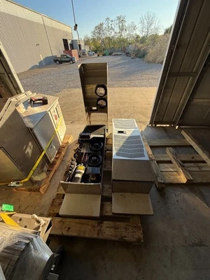 2 PENTAIR/HOFFMAN ALL STSIANLESS STELL CONTROL PANEL AIR CONDINTING UNITS - Image 1 of 4