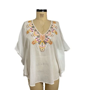 Neu mit Etikett Vanessa Scott weißer Kaftan mit wunderschöner mehrfarbiger Stickerei am Ausschnitt - Bild 1 von 11