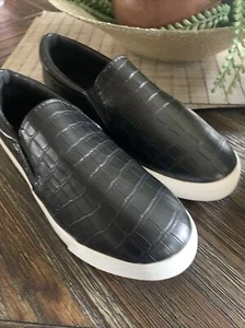 Womens Soda Reign Black Croco Closed Toe Slip On Sneaker SZ 7.5 - Picture 1 of 5
