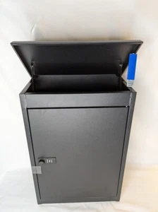 READ*Wall mounted Galvanized Steel Parcel Delivery lock Box 13.25" x 8.75" x 19" - Picture 1 of 10