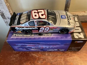 Kevin Harvick #29 GM Goodwrench Service 2002 Nascar Diecast 1-24 Scale - Picture 1 of 9
