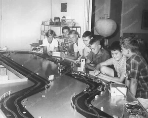 Slot Car Racing Vintage 8x10 Reprint Of Old Photo - Picture 1 of 1