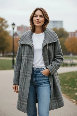 Casaco feminino Mackage de lã com botões acabamento em couro tamanho XS verde cinza - Imagem 1 de 4