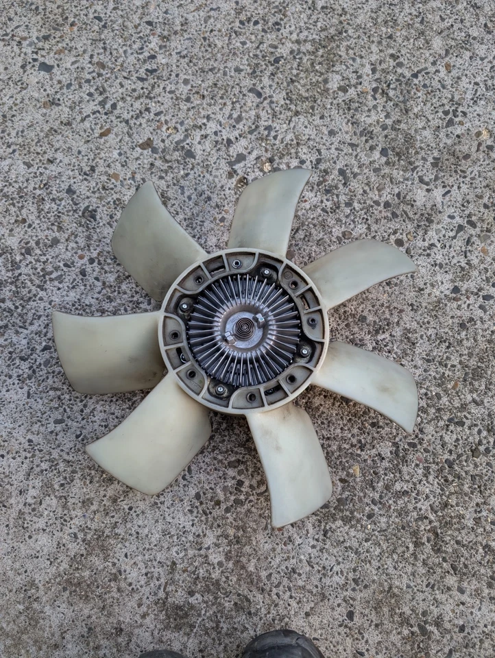 Embrague ventilador motor Lexus SC300 2JZGE 92-00 con ventilador y polea Foto 1 de 4