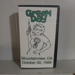 Green Day VHS- Live ACOUSTIC- 1999 Punk Rock Concert - Picture 1 of 3