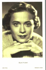 Gusti Huber * Original Ross Postcard Postcard * No. 7476 a