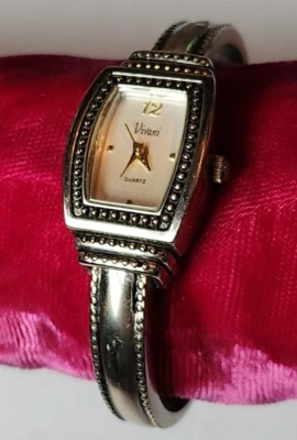 Vintage Accutime Vivani  Rectangle Bangle Watch NEW BATTERY Nacre-Faced - Image 1 of 4