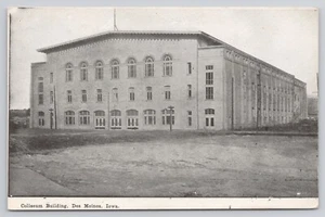 Coliseum Building Arena Des Moines Iowa IA Postcard - Picture 1 of 2