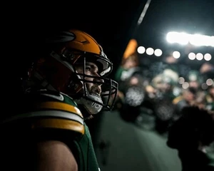 Foto de fútbol americano de la NFL Josh Myers Game Day Stadium Lights Green Bay Packers 8x10 - Imagen 1 de 1