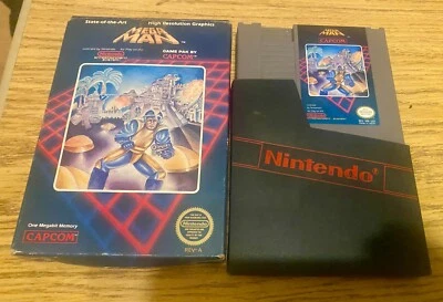 Mega man with box WORKING! Capcom  (Nintendo Entertainment System) - Image 1 of 4