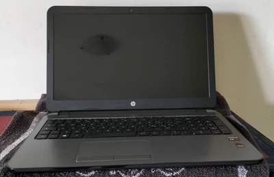 NOTEBOOK HP 15,6" mod 15-g011nl -leggi bene descrizione- - Immagine 1 di 4