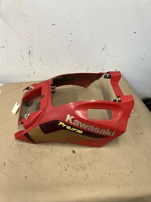 Kawasaki Prairie 650 2002 4x4 cubierta de caja de aire delantera cubierta de tanque roja B631 Foto 1 de 4