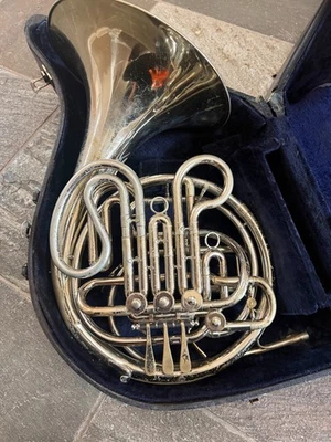 Cuerno francés doble plateado Holton H179. Hecho en USA Foto 1 de 4