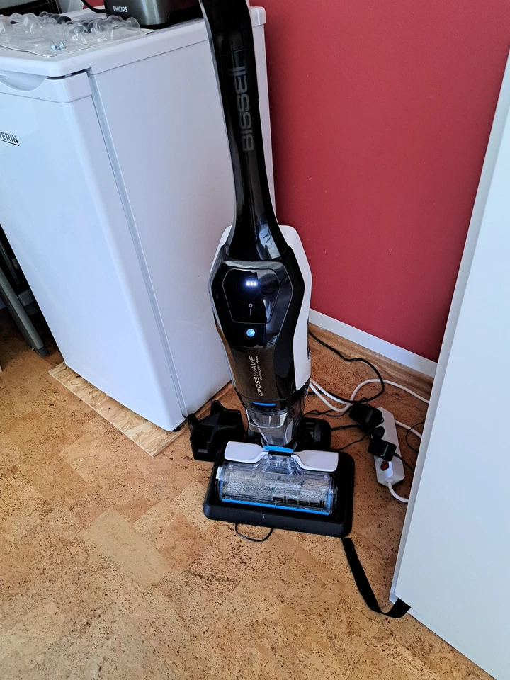 BISSELL 2588N CrossWave Cordless Advanced 3-in-1 Akku Nass- und Trockensauger - Bild 1 von 1