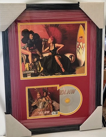 Iggy Azalea Signed Autographed DLNW CD Beckett COA BAS Framed Cover
