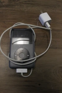 iPod 120gb 6th Generation - Picture 1 of 6