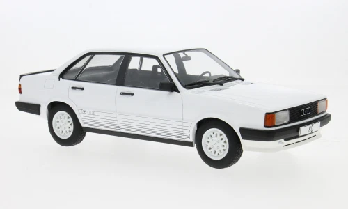 MCG Audi 80 (B2) White 1978 1:18 Model Car - Image 1 of 1