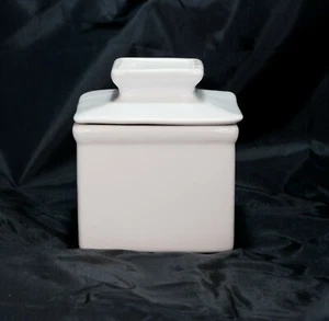 Fox Run White Porcelain Butter Keeper Pre-Owned Excellent Condition - Picture 1 of 3