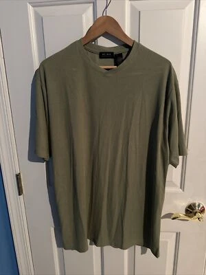 Axcess Men Size Large Green Short Sleeve Top Gently Used - Image 1 of 2