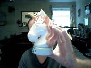 IZZI UNICORN MONEYBOX BIRTHDAY CHRISTMAS KIDS SAVING NOVELTY - Picture 1 of 3