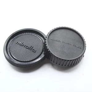 Original Minolta Camera Body Cap + Rear Lens Cap Set for MD Mount - Bon état !! - Photo 1 sur 2