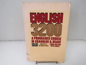 English 3200: A Programmed Course in Grammar and Usage Blumenthal Harcourt 1990 - Foto 1 di 12