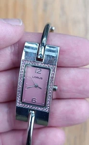 Orologio da donna con bracciale Lorus, cassa rettangolare gemmata, tonalità... - Foto 1 di 8