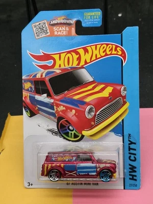 2013 Hot Wheels '67 Austin мини фургон новый в упаковке - Изображение 1 из 2