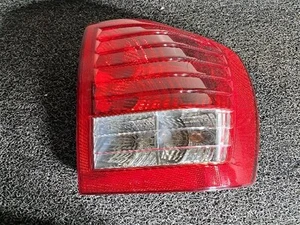 2011 KIA Cedona Grand R Rear,Right TailLight 92402 4J000 - Picture 1 of 4
