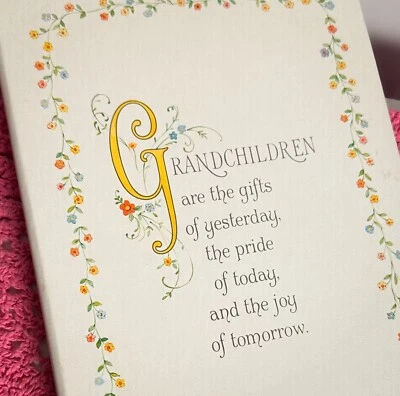 New Vintage Hallmark Large Photo Album Expandable Grandma Grandpa Grandchildren - Image 1 of 4