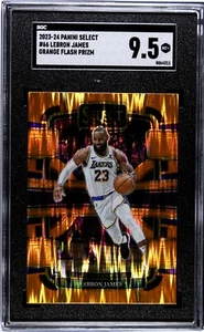 2023-24 Panini Select - Concourse Orange Flash Prizm #66 LeBron James SGC 9,5 - Foto 1 di 1