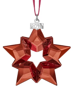 *NIB* 2019 LARGE SWAROVSKI CRYSTAL CHRISTMAS RED ORNAMENT STAR/SNOWFLAKE 5476021 - Picture 1 of 1