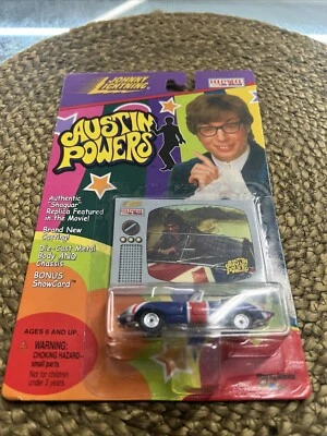 Johnny Lightning Austin Powers Shaguar Car Metal Diecast Bonus Card Sealed - Image 1 of 3