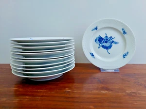 Royal Copenhagen Blaue Blume 1 Kuchenteller 19cm Flechtrand Modelllnummer 8094 - Bild 1 von 16