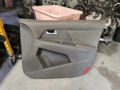 Правая передняя дверная панель 2014 Kia Sportage - Изображение 1 из 3