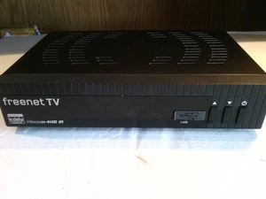 Biete einen Freenet DVB-T2 Receiver mit Zimmerantenne und Zubehör inkl Versand - Bild 1 von 8