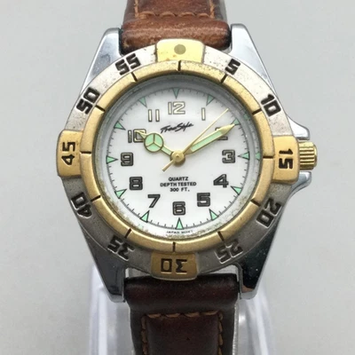 Винтажные женские часы фристайл 31 мм золото серебро двухцветная кожа новый аккумулятор - Изображение 1 из 4