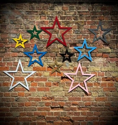 Colourful Metal Rustic Stars Sign Decorations Home Garden Wall Fence Decor Art - Image 1 of 4