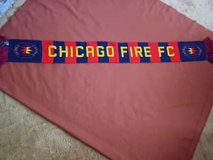Neu mit Etikett Rüschenhals Chicago Fire FC marineblaurot gelb Unisex Fransenschal - Bild 1 von 7