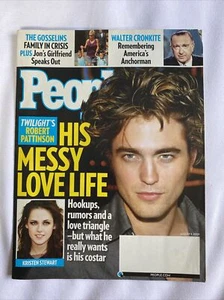 2009 August 3 People Magazine Robert Pattison And His Messy Love Life (MH370) - Picture 1 of 3