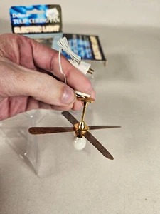 Dollhouse Miniatures - Ceiling Fan Light - 12 volt 12 V Electric - Doll House - Picture 1 of 8