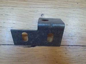 NOS 1986 - 1991 FORD TAURUS HEAD LAMP MOUNTING BRACKET RH E6DZ-13A004-A - Bild 1 von 2