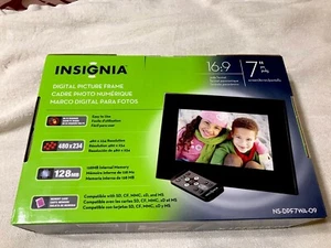 Digital Picture Frame Insignia 7” New Photos Pictures - Picture 1 of 1