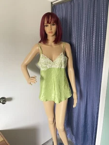 Seven7 Green Tank Top 100% Silk L - Picture 1 of 7