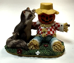 Charming Tails "You're Not Scary" Waschbär Vogelscheuche Figur Fitz & Floyd - Bild 1 von 8