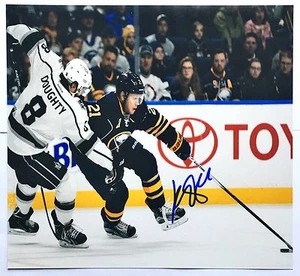 Kyle Okposo signed Autogramm Auto Buffalo Sabres 8x10 Foto COA - Bild 1 von 1