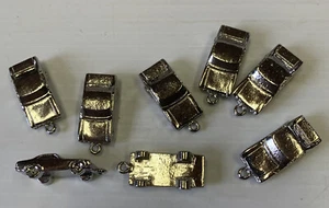 Neu aus altem Lagerbestand Menge 8 Auto silberfarben Charms 1 1/8 Zoll Gesamtlänge U - Bild 1 von 6
